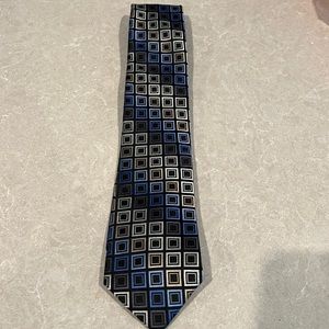 Michael Kors Geometic Tie